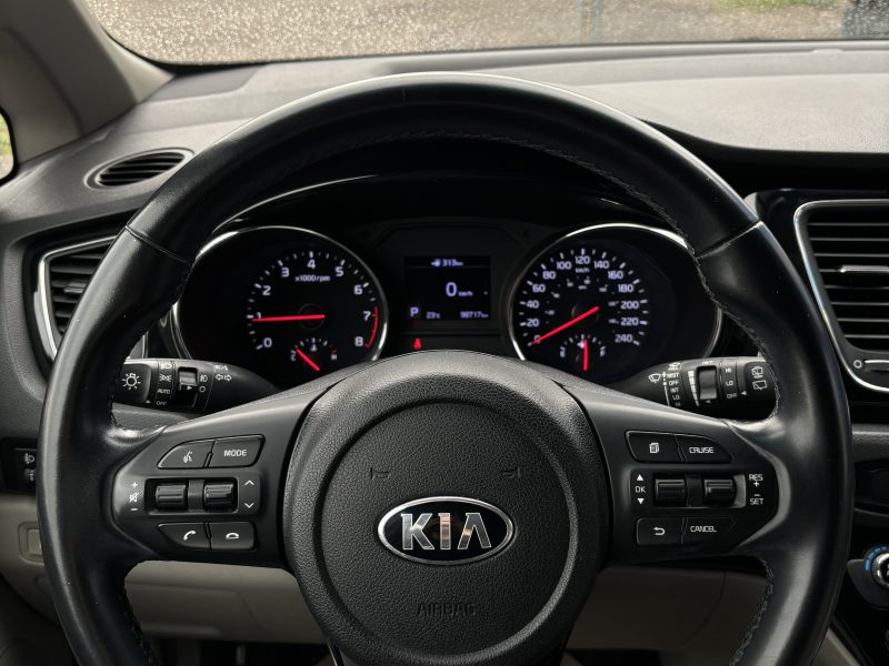 Kia Sedona EX 8 Pasajeros 2020