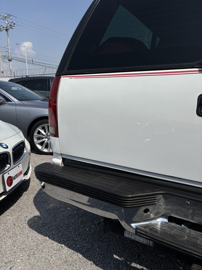 Chevrolet Suburban 1996