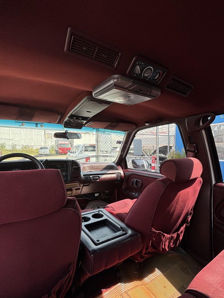 Chevrolet Suburban 1996