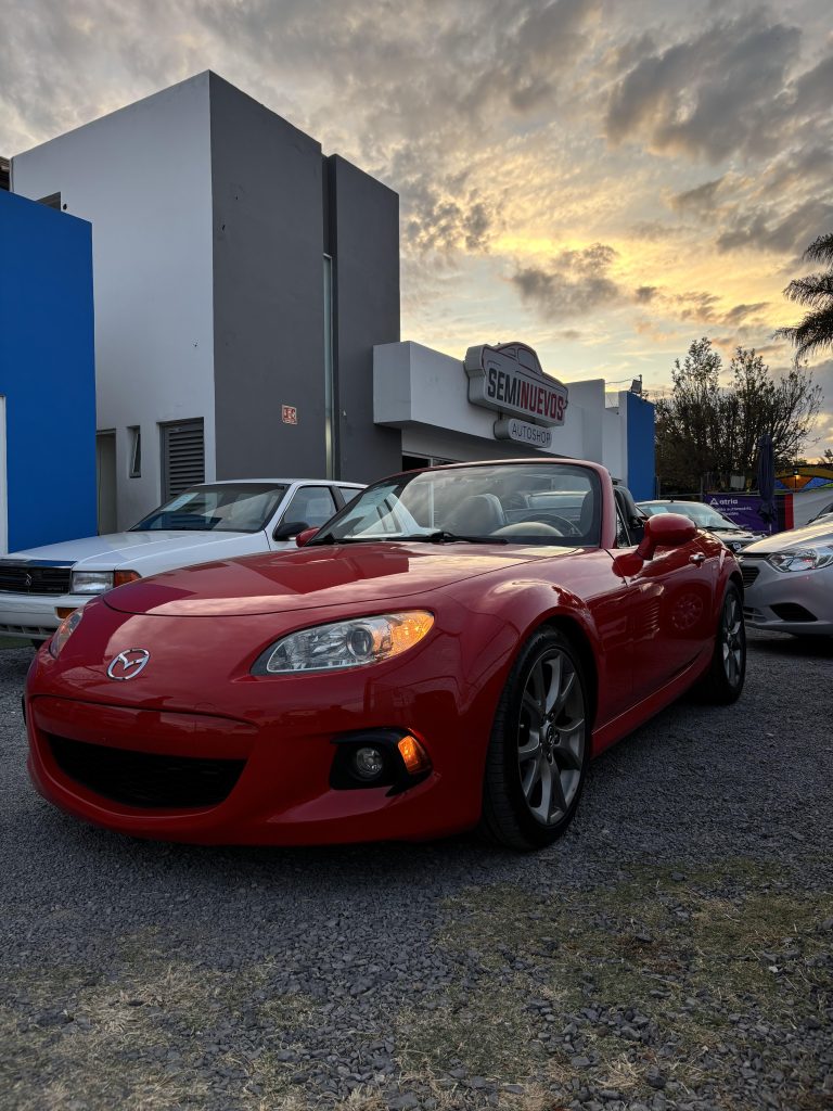 Mazda MX-5 Miata 2014