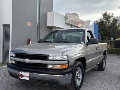Chevrolet Silverado 2500 2000