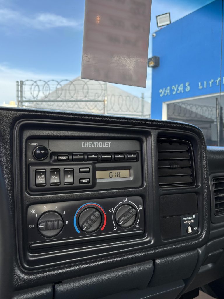 Chevrolet Silverado 2500 2000