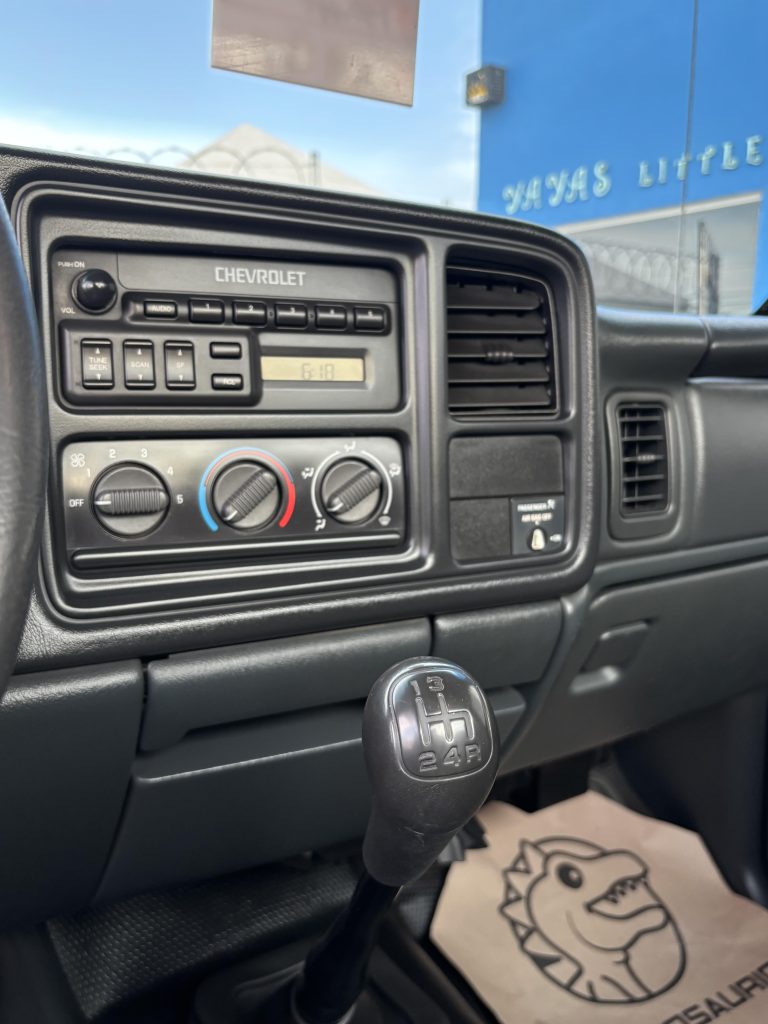 Chevrolet Silverado 2500 2000