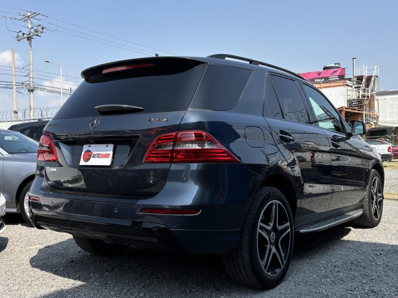 Mercedes-Benz ML 350 Sport 2013