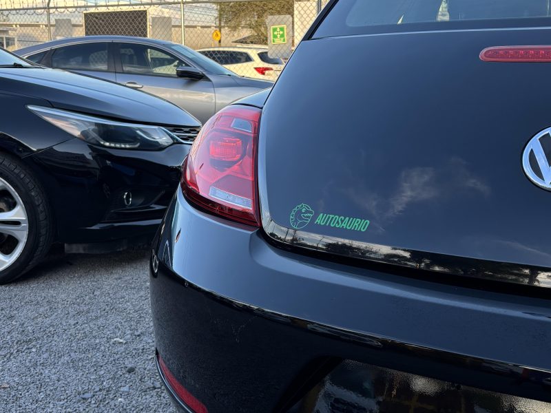 Volkswagen Beetle Sport 2012