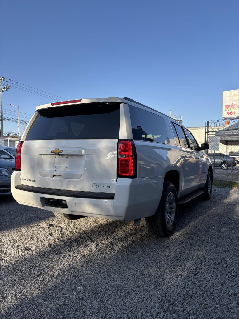 Chevrolet Suburban LT 2015