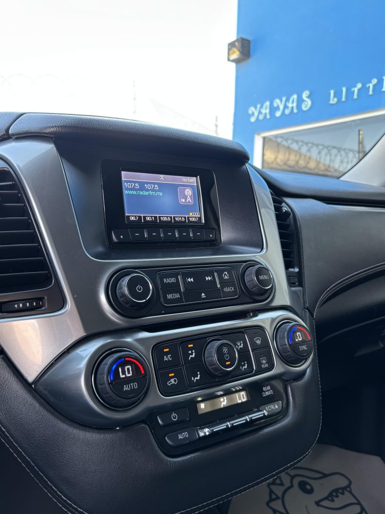 Chevrolet Suburban LT 2015