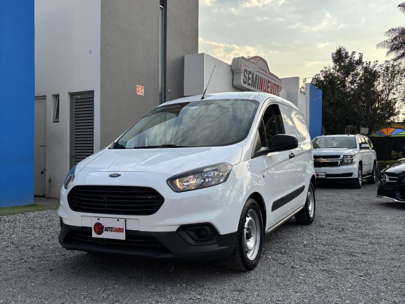 Ford Transit Courier Van 2023