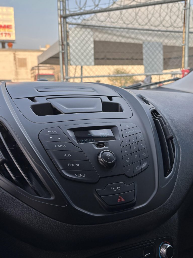 Ford Transit Courier Van 2023