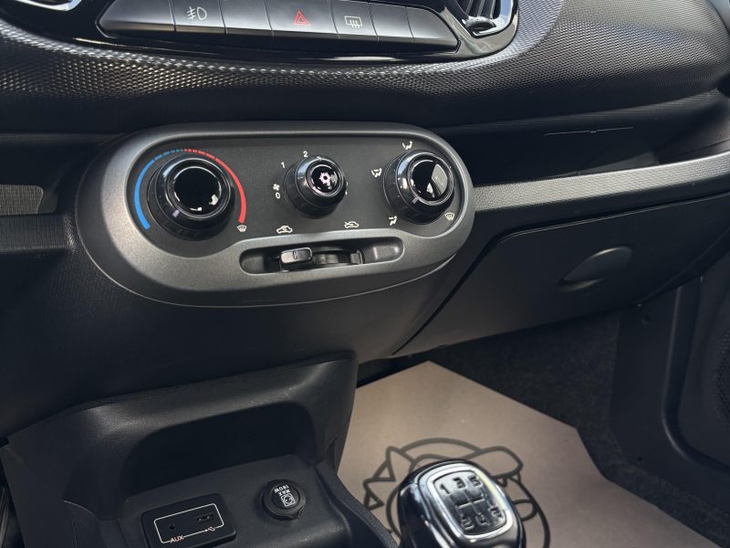 Fiat Uno Sporting 2019